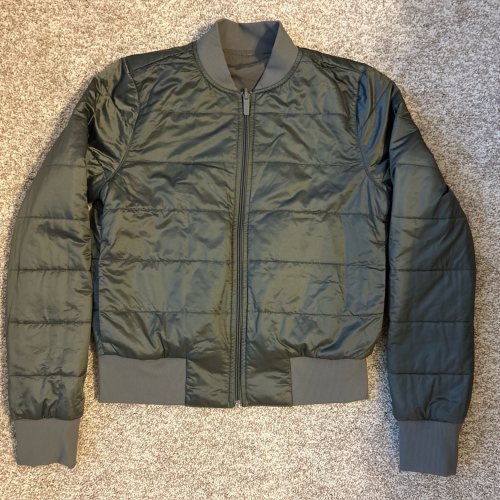 Lululemon Women's Reversible Non-Stop Bomber Jacket, Size 4 Color Rover